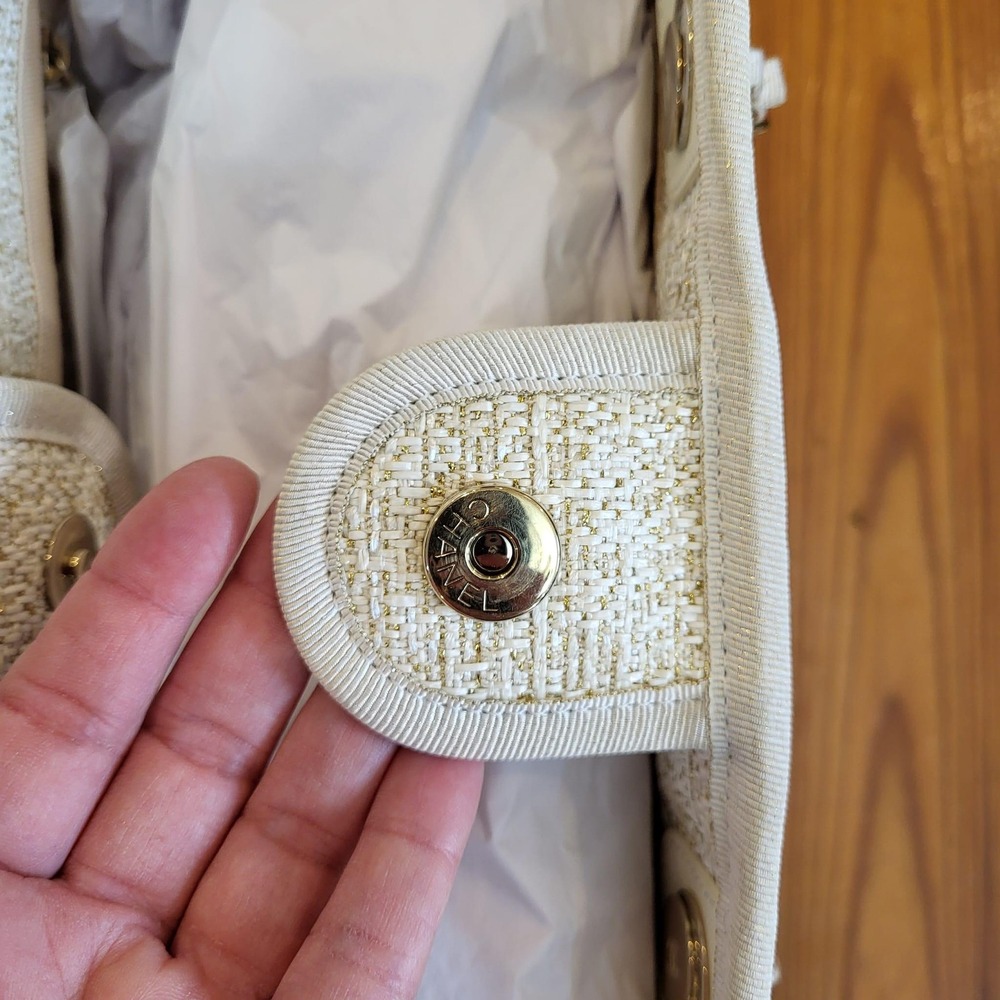 Chanel Lurex Boucle Small Deauville Tote Bag Ivory Gold 31 Rue Cambon 27202807 - Picture 14 of 16